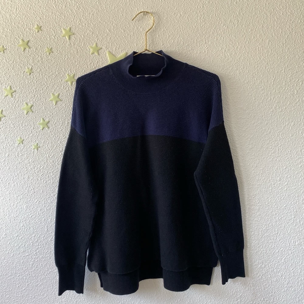 Cozy navy blue and black sweater Victoria secret #winterknits